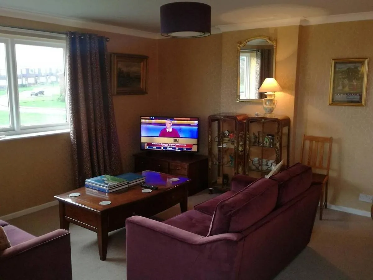Spacious Luxury 2 Double Bedroom Flat In Newcastle location