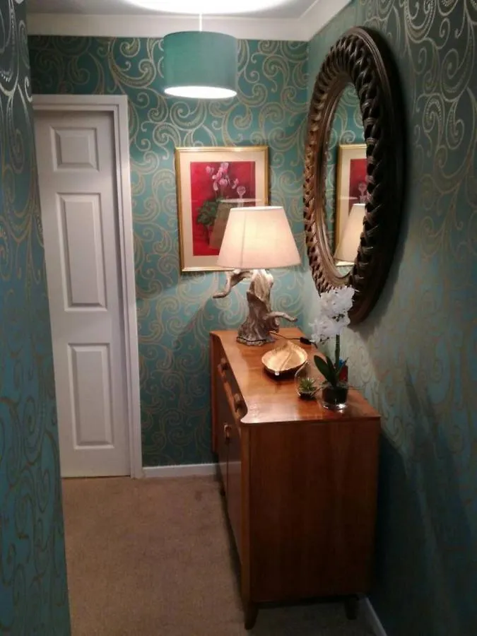 Spacious Luxury 2 Double Bedroom Flat In Newcastle